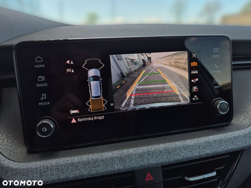 Skoda Kamiq 1.0 TSI Drive DSG - 28