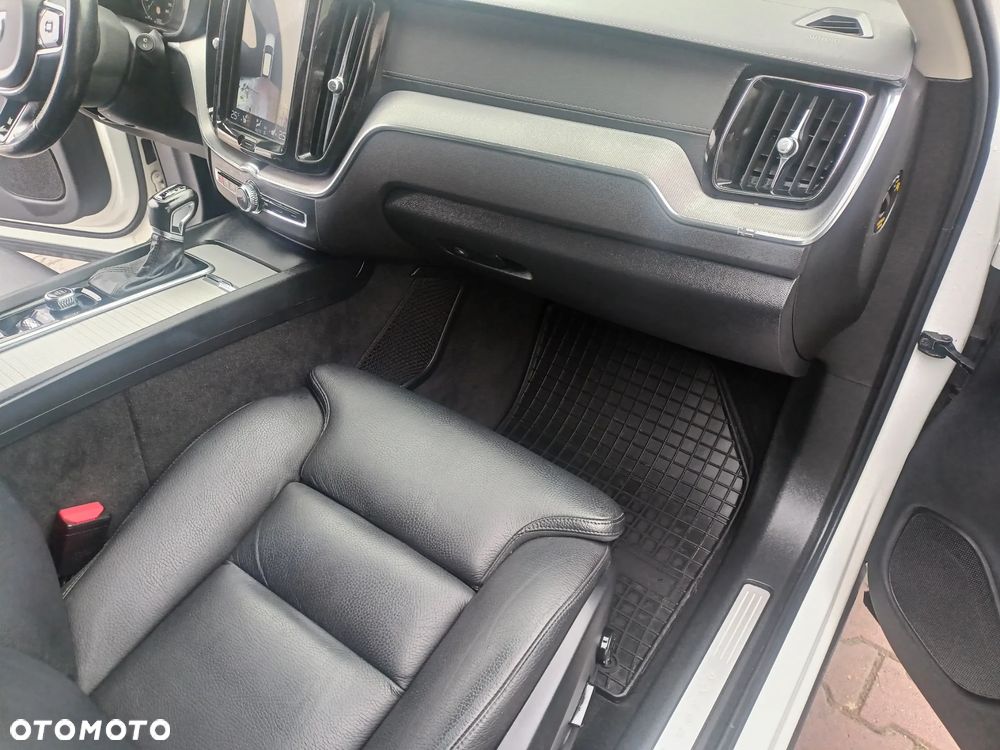 Volvo XC 60 D4 AWD Geartronic Inscription - 13