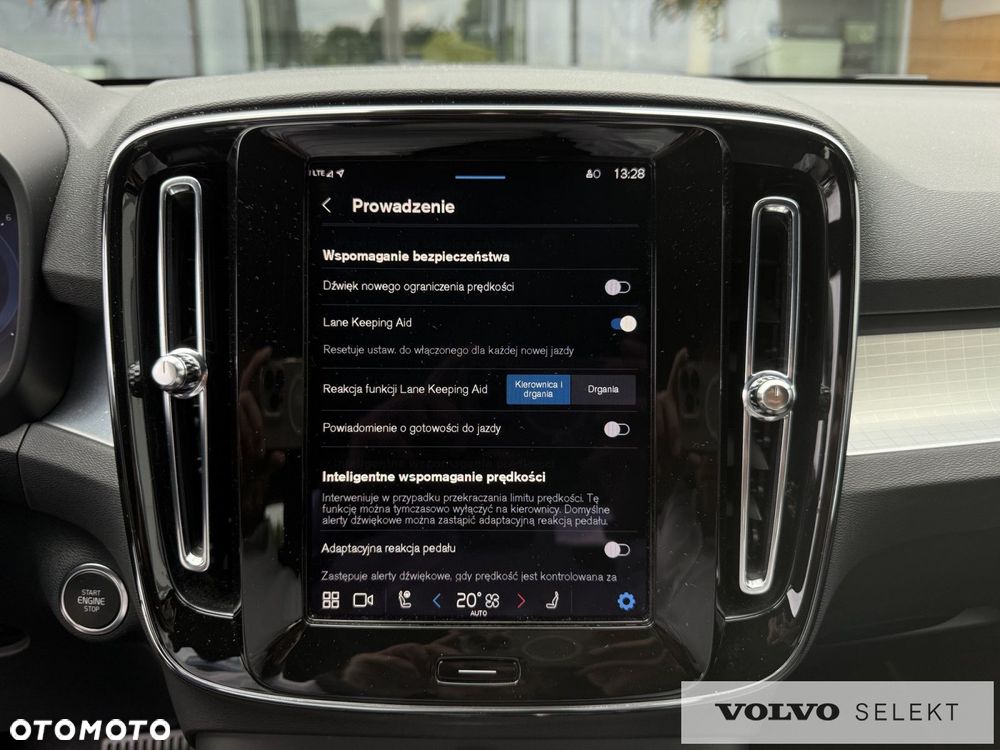 Volvo XC 40 - 21