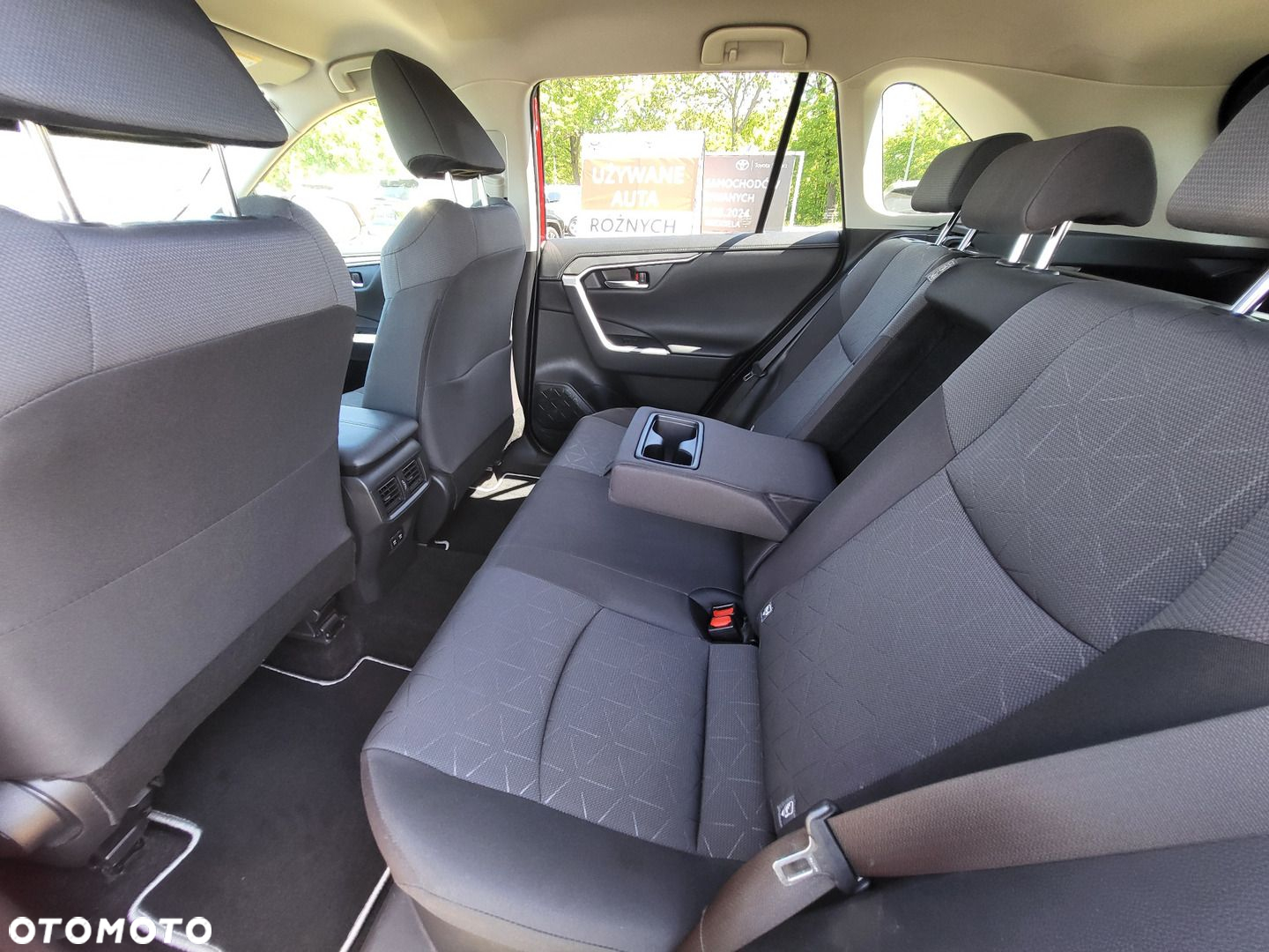 Toyota RAV4 - 19