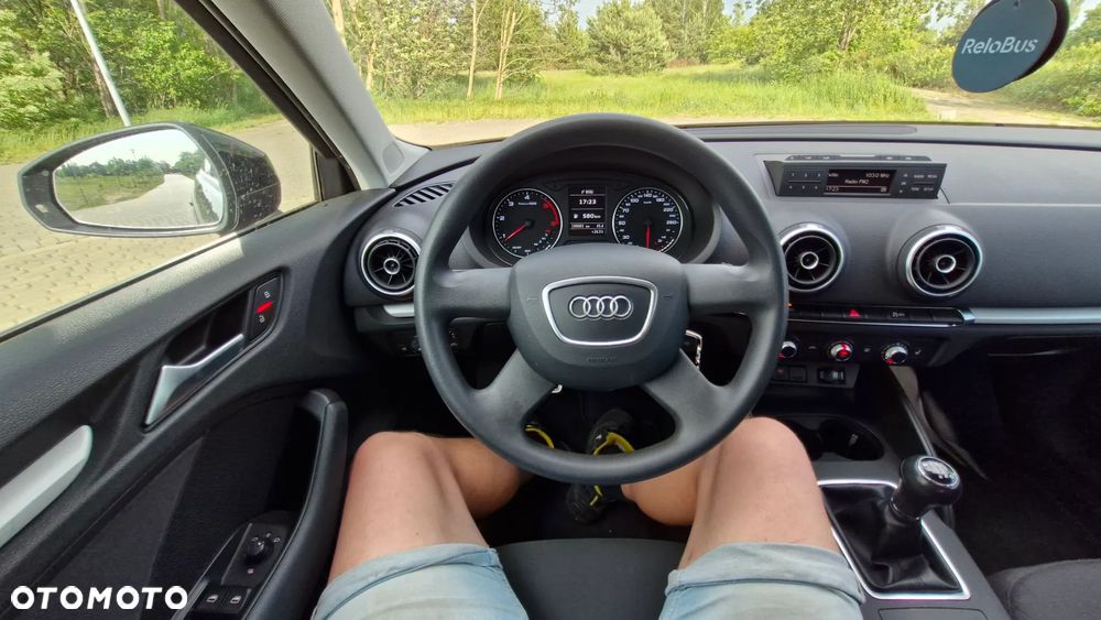 Audi A3 Sportback 2.0 TDI (clean diesel) Ambiente - 14