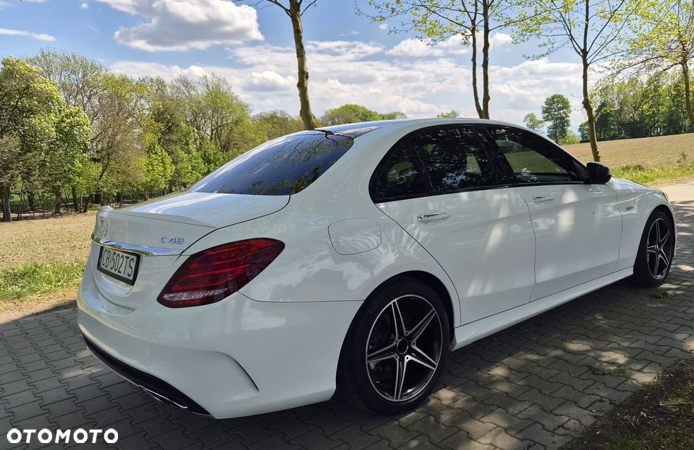 Mercedes-Benz Klasa C AMG 43 4Matic 9G-TRONIC - 7