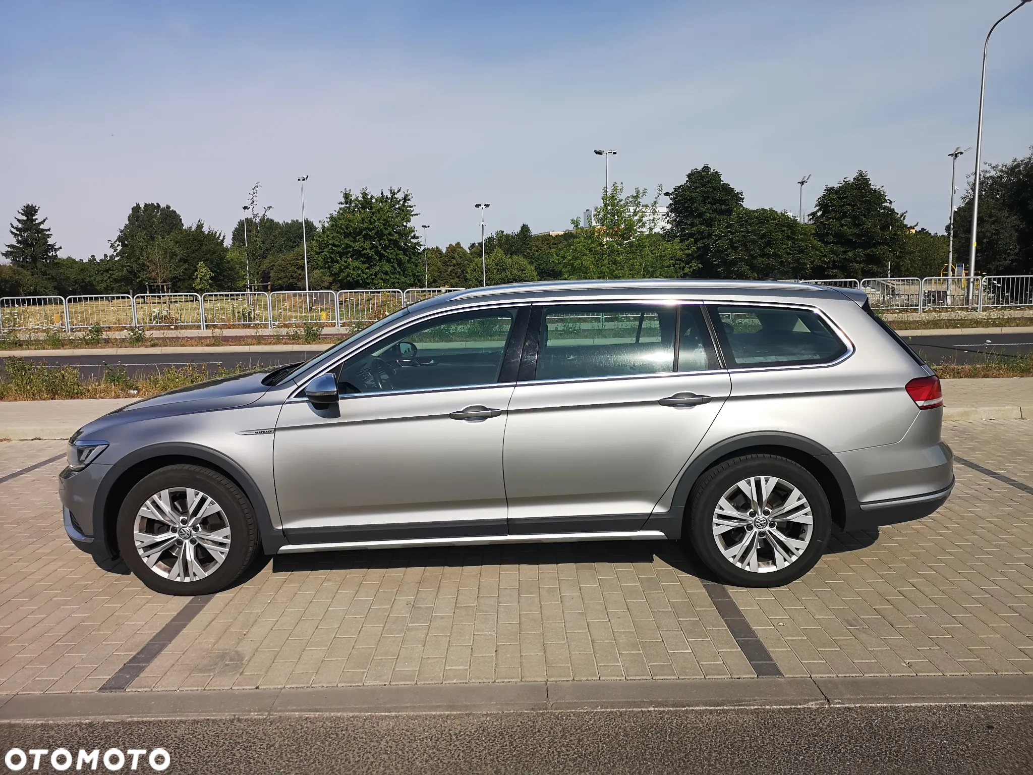 Volkswagen Passat - 6