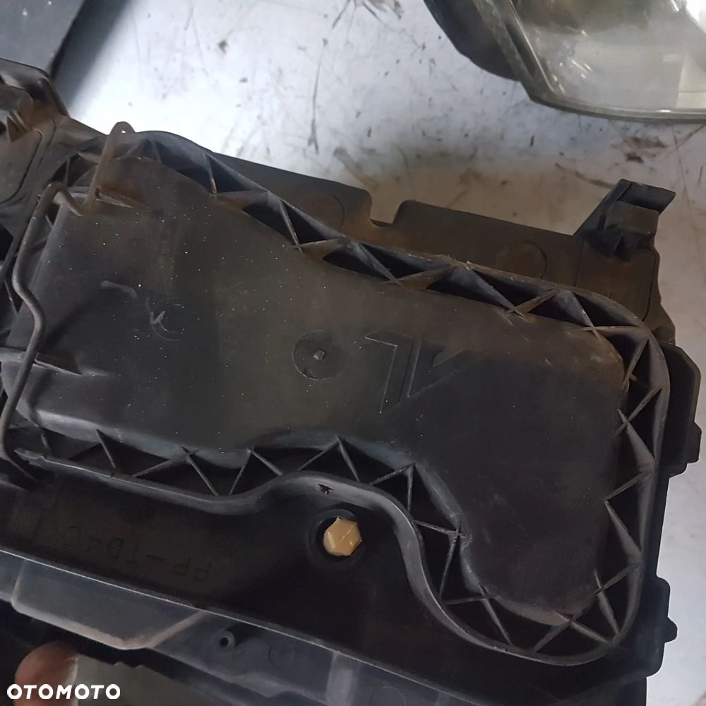 zaślepka dekiel dekielek lampy reflektora panda II 2 01-10r - 7