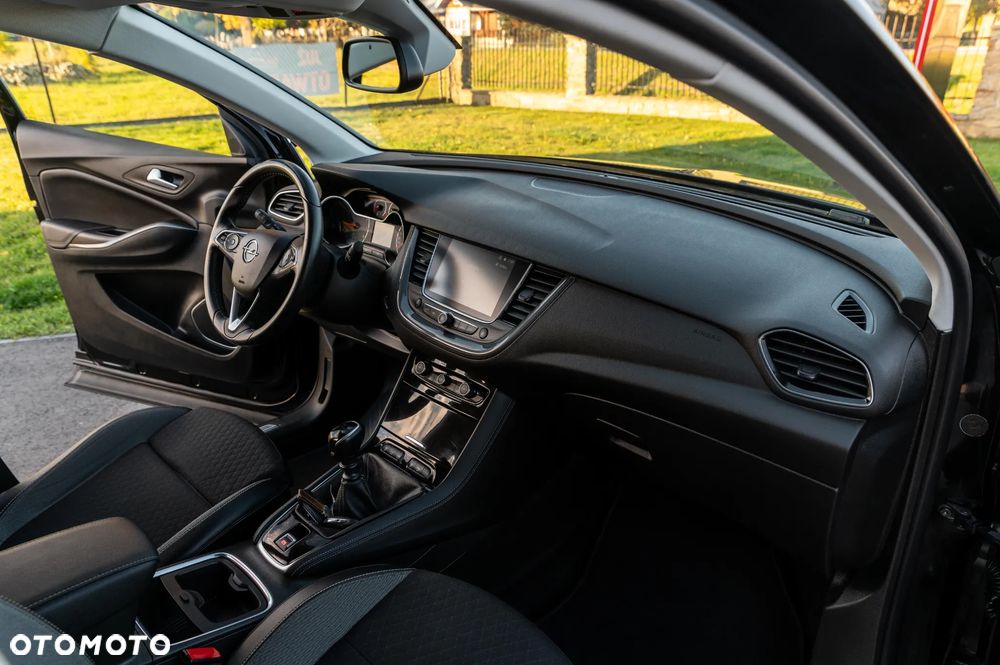 Opel Grandland X 1.2 Start/Stop Elegance - 26