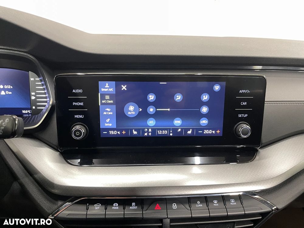 Skoda Octavia 2.0 TDI DSG Ambition - 13