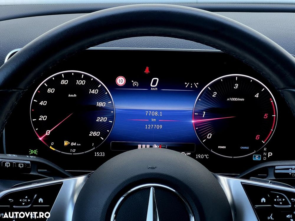 Mercedes-Benz GLC - 16