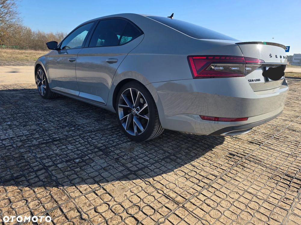 Skoda Superb 1.5 TSI Sportline DSG - 3