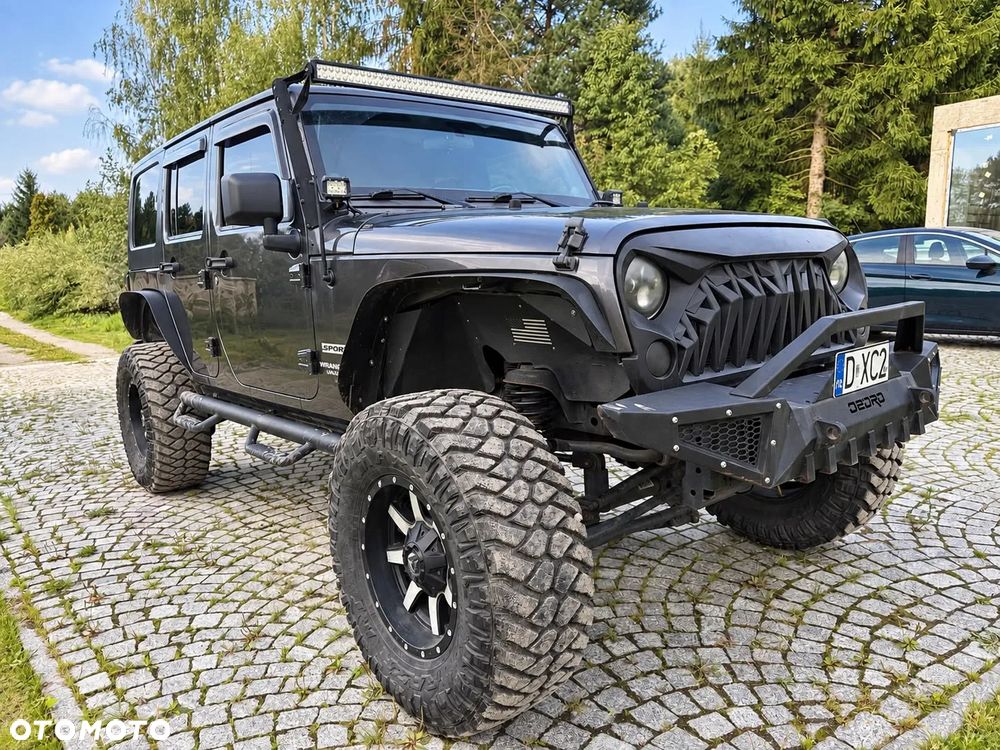 Jeep Wrangler - 4