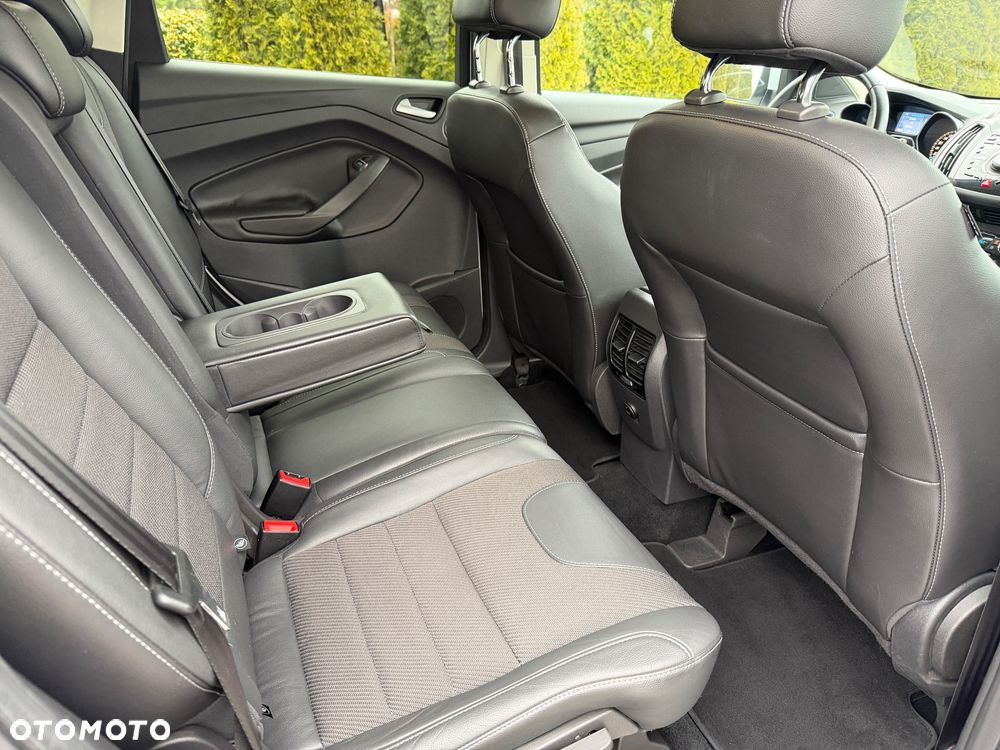 Ford Kuga 2.0 TDCi 4x4 Titanium - 20