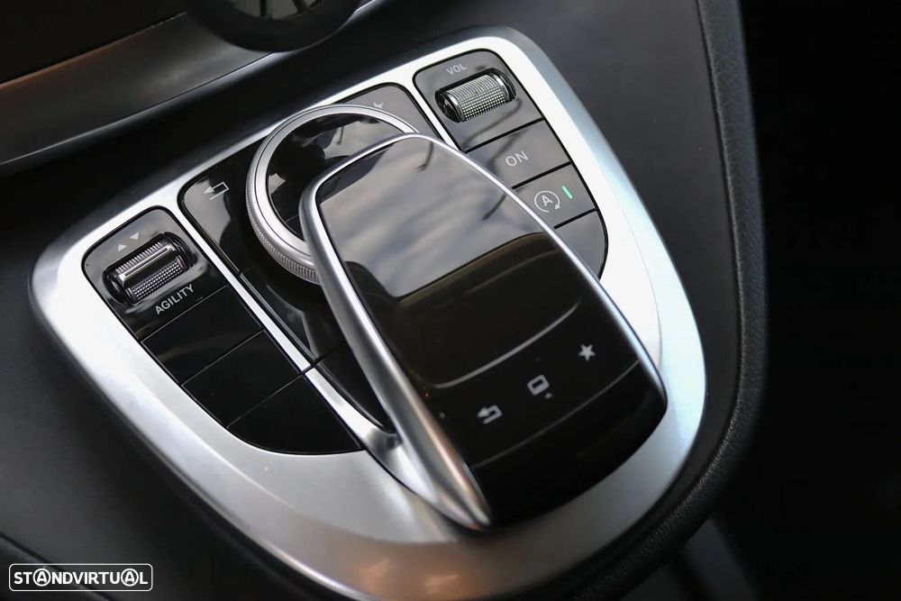 Mercedes-Benz V 220 d Aut. - 22