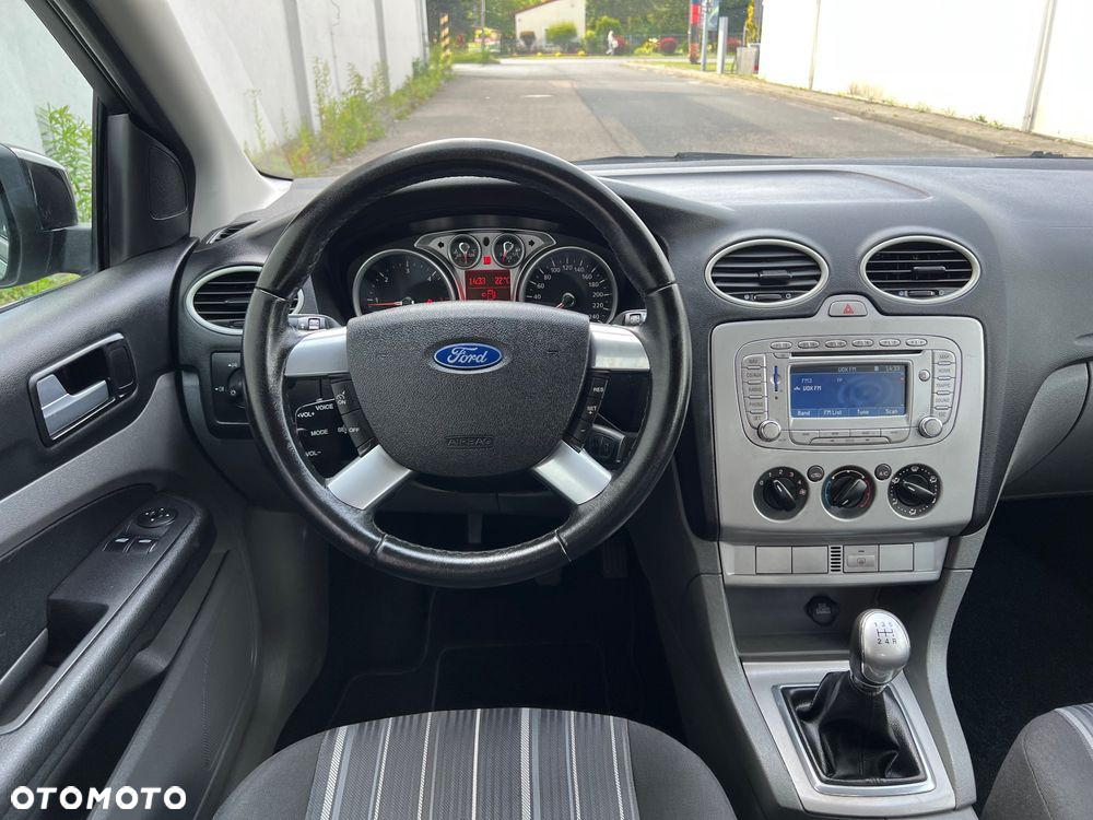 Ford Focus 1.6 TDCi DPF Sport - 22