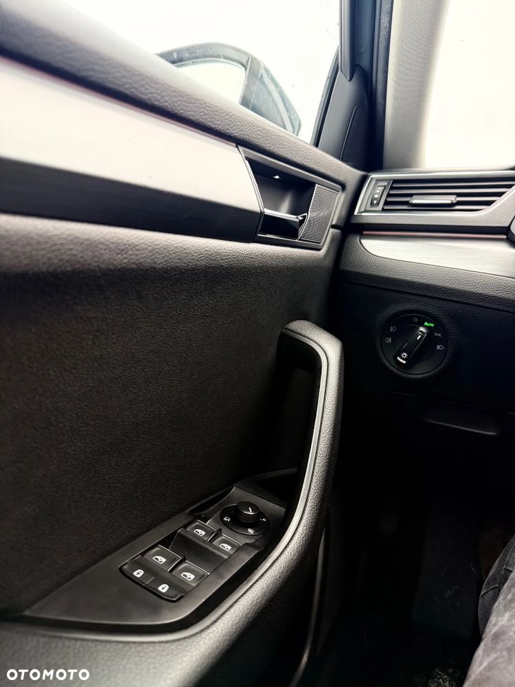 Skoda Superb 1.6 TDI Style DSG - 16