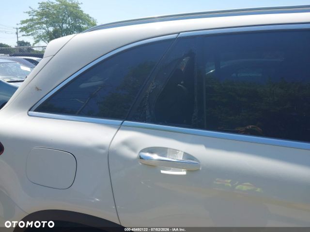 Mercedes-Benz GLC 300 4-Matic - 12