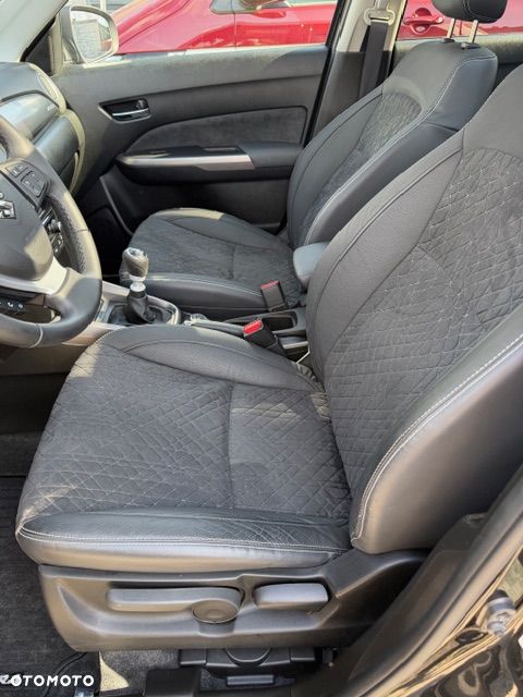 Suzuki Vitara 1.4 Boosterjet Hybrid Comfort+ - 19