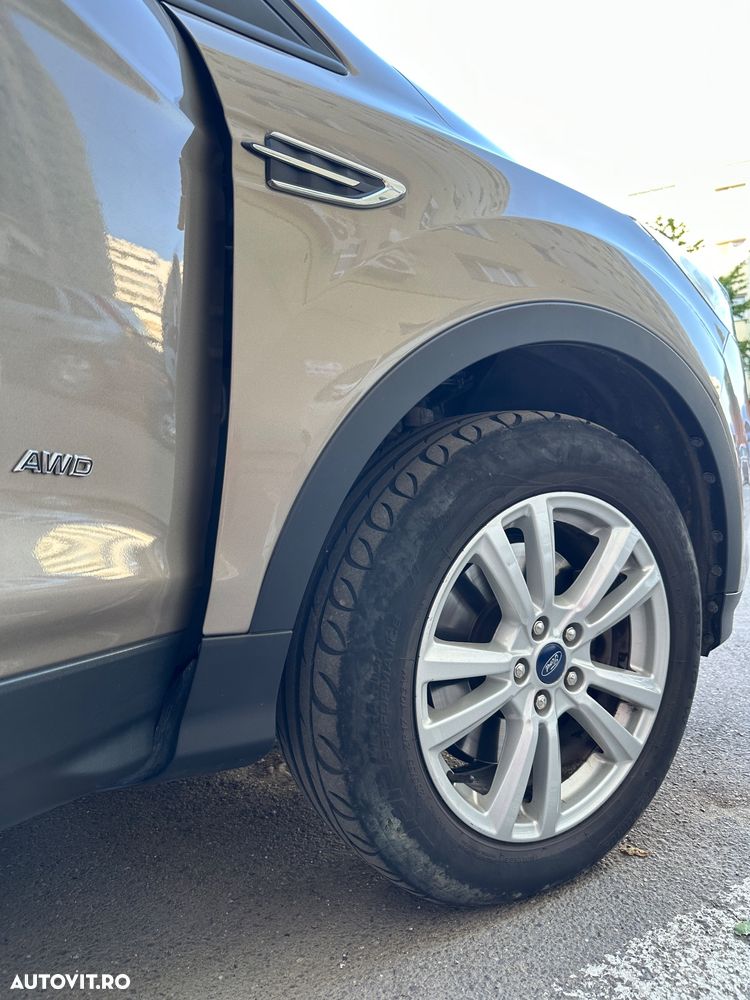 Ford Kuga 2.0 TDCi 4WD Powershift Titanium - 9