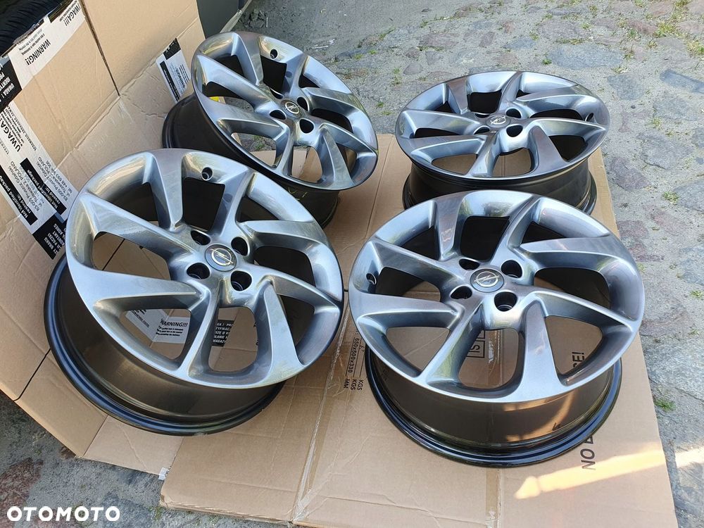 felgi Opel Corsa Adam Astra 17 4x100 - 3