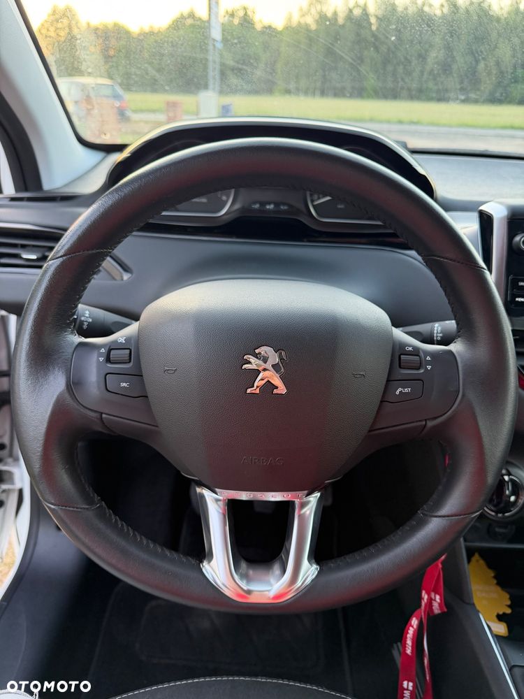 Peugeot 208 Blue-HDi 100 Stop&Start Active - 8