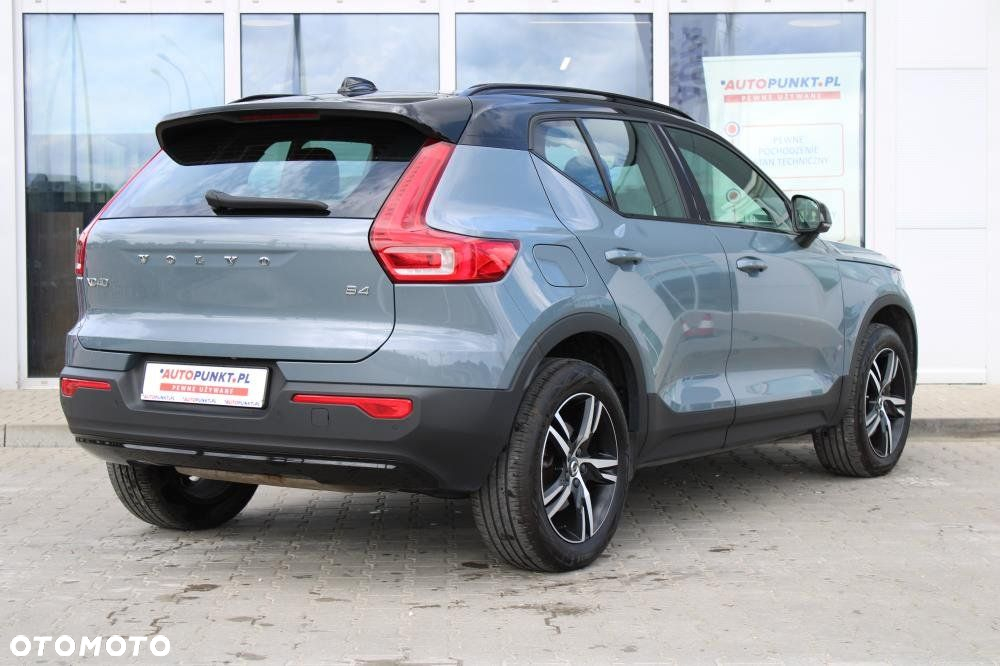 Volvo XC 40 - 4