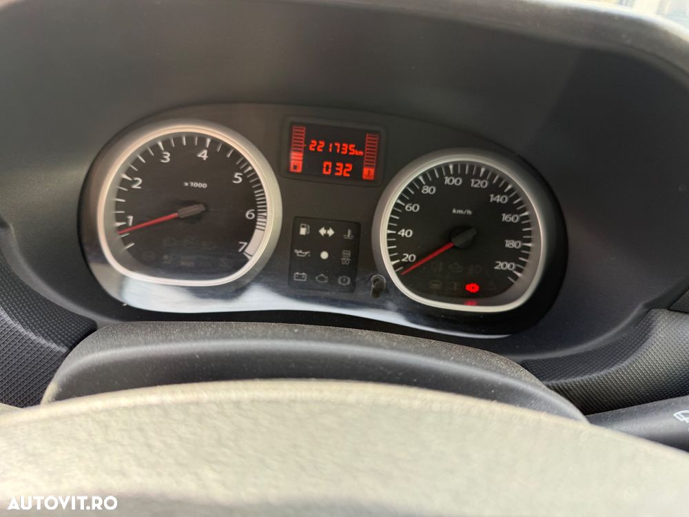 Dacia Duster 1.5 dCi 4x4 Laureate - 9