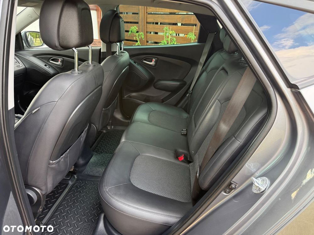 Hyundai ix35 2.0 CRDi 4WD Premium - 17