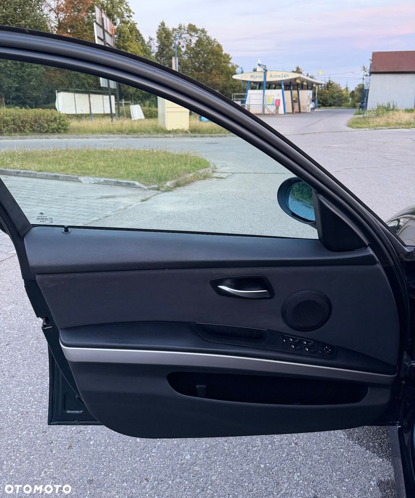 BMW Seria 3 - 11