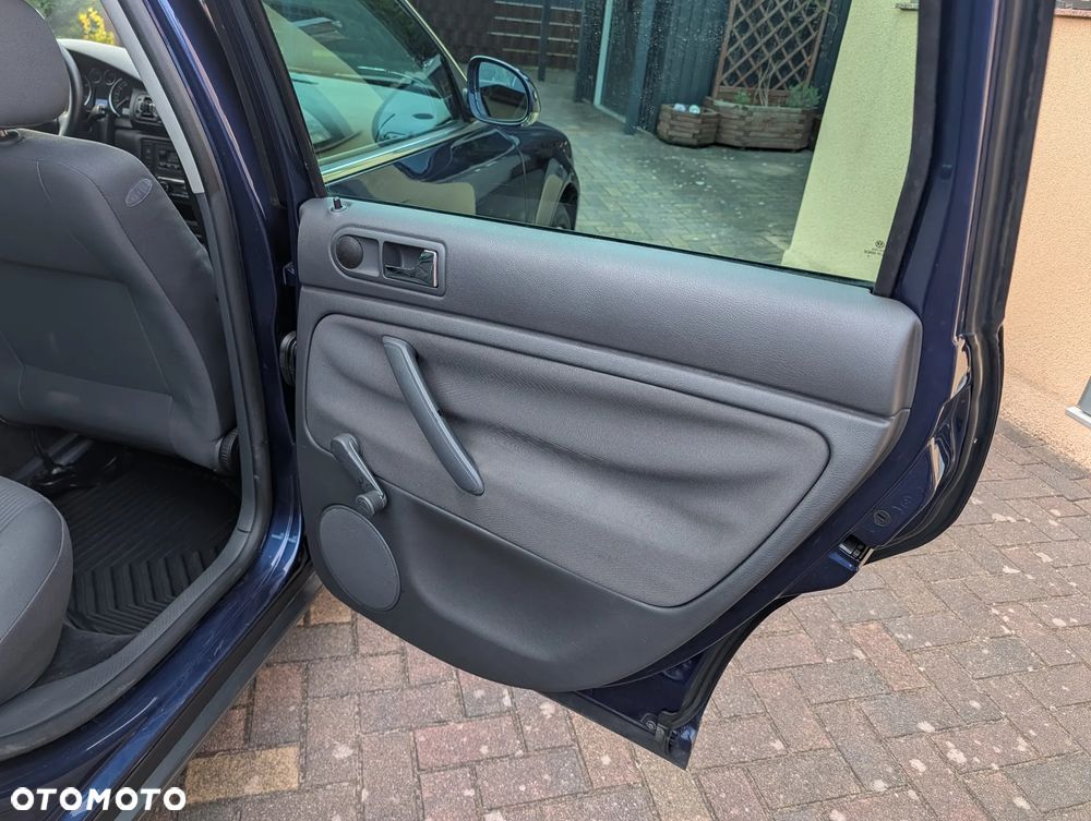 Volkswagen Passat 1.9 TDI - 22