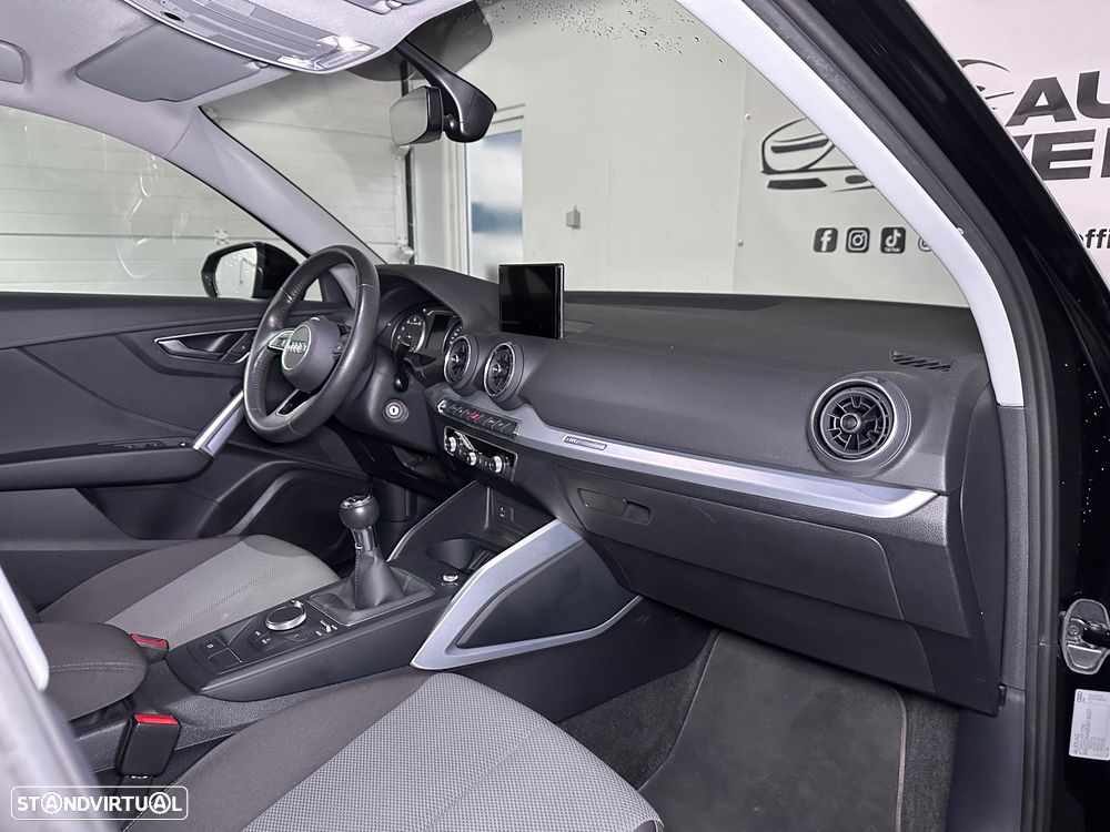 Audi Q2 30 TFSI - 15