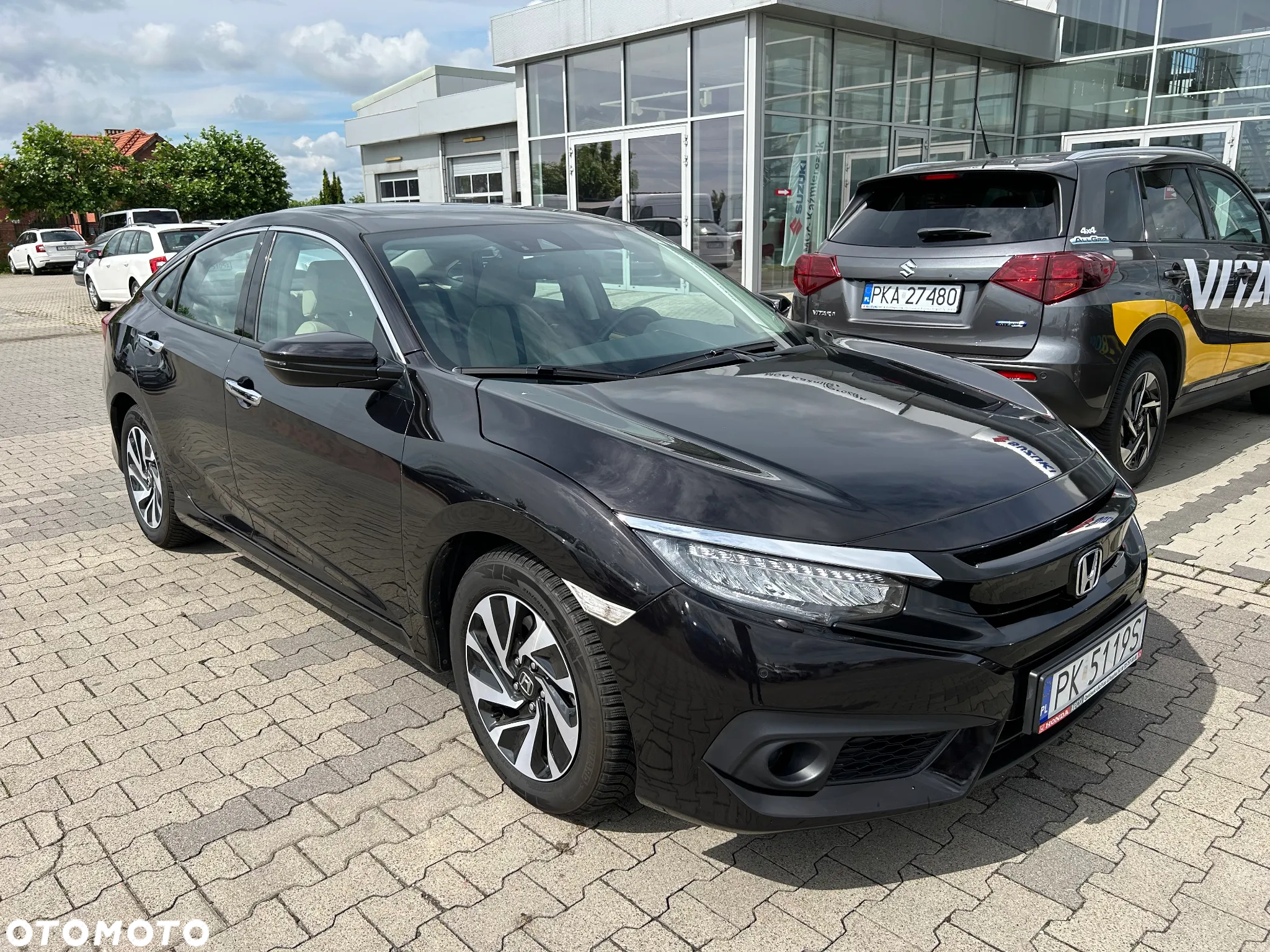Honda Civic 1.5 i-VTEC Turbo Executive - 2