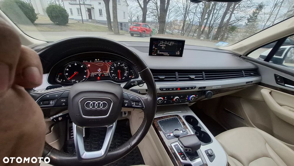 Audi Q7 - 13