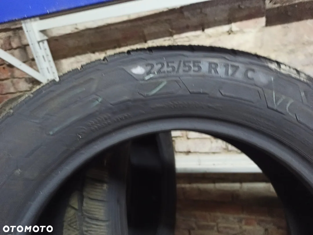 OPONY CONTINENTAL VAN CONTACT WINTER 225 55 R17C - 12
