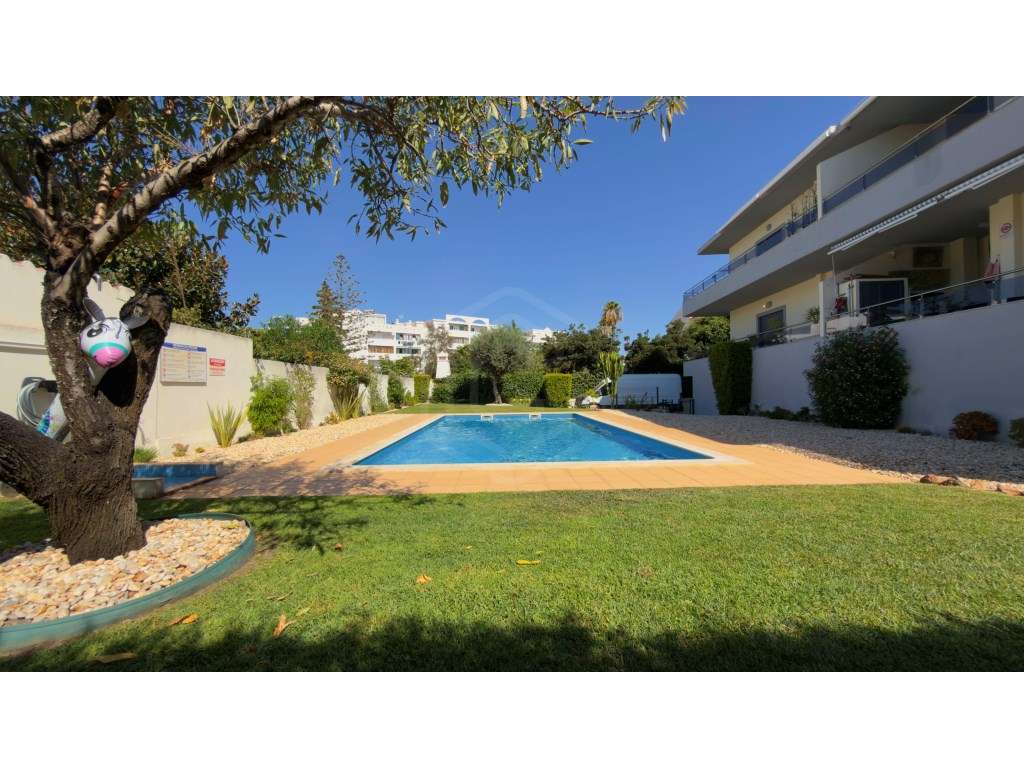 Excelente apartamento T2 a 900 metros da Praia de Quarteira, Algarve - Grande imagem: 2/40