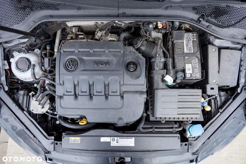Volkswagen Golf VII 1.6 TDI BMT Comfortline - 9