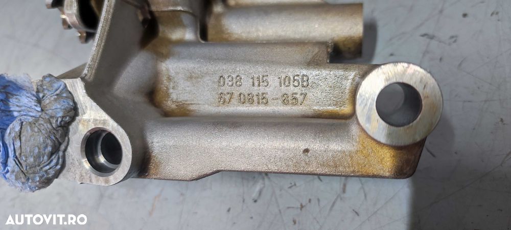 Pompa ulei cu lant volkswagen cod motor AVF cod 038115105B - 8