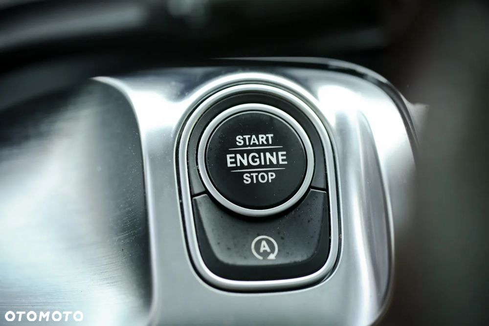 Mercedes-Benz GLB AMG 35 4Matic AMG Speedshift DCT 8G - 20