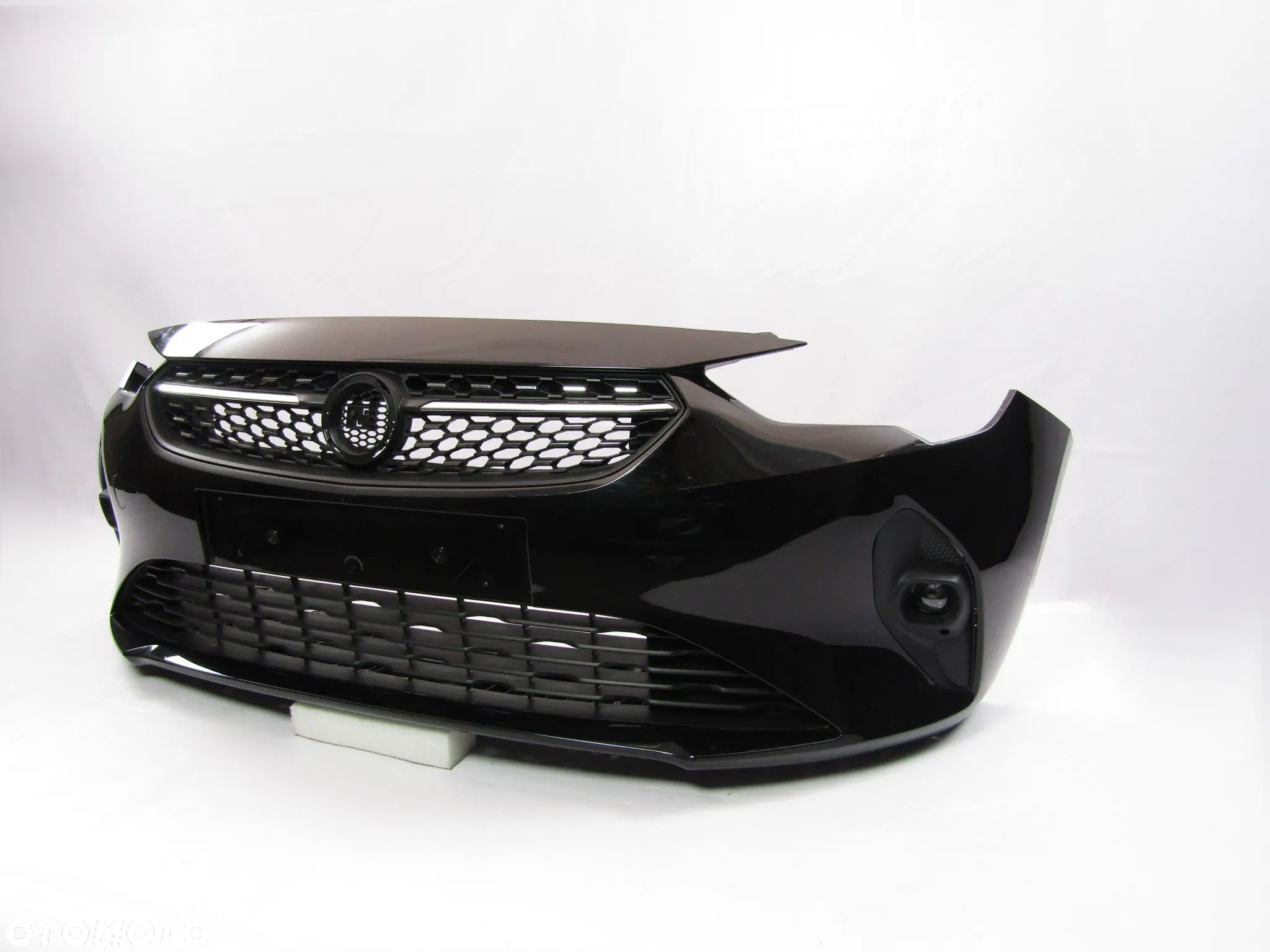 Zderzak przedni Opel Corsa F 19 - 24 Lakier  22C - 1
