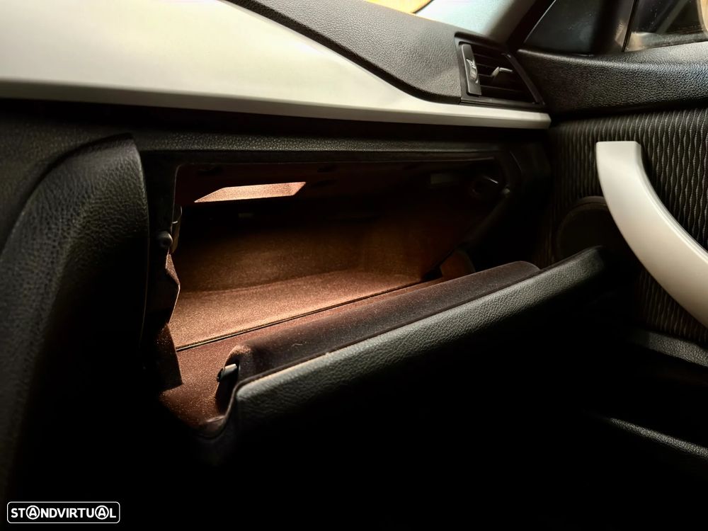 BMW 418 Gran Coupé d Advantage Auto - 34