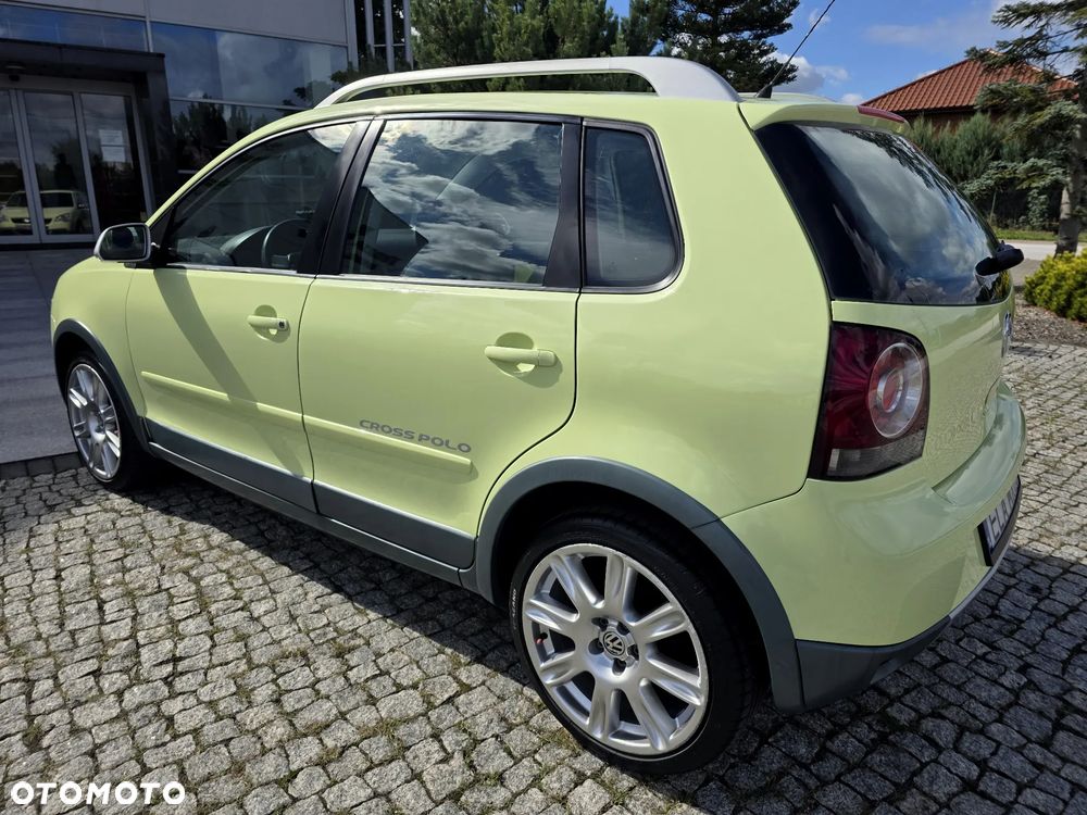 Volkswagen Polo Cross 1.4 16V - 12