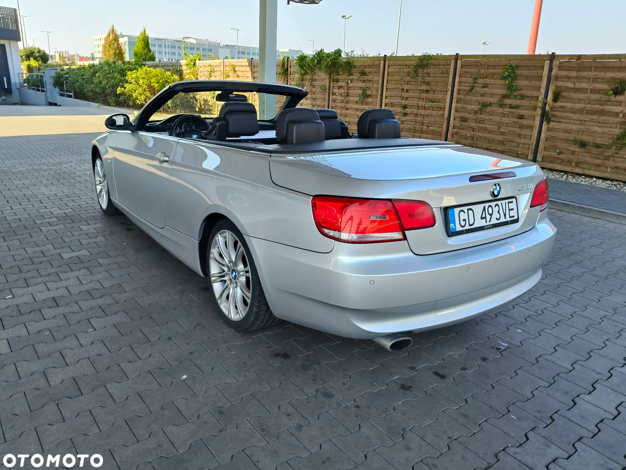 BMW Seria 3 320i - 3
