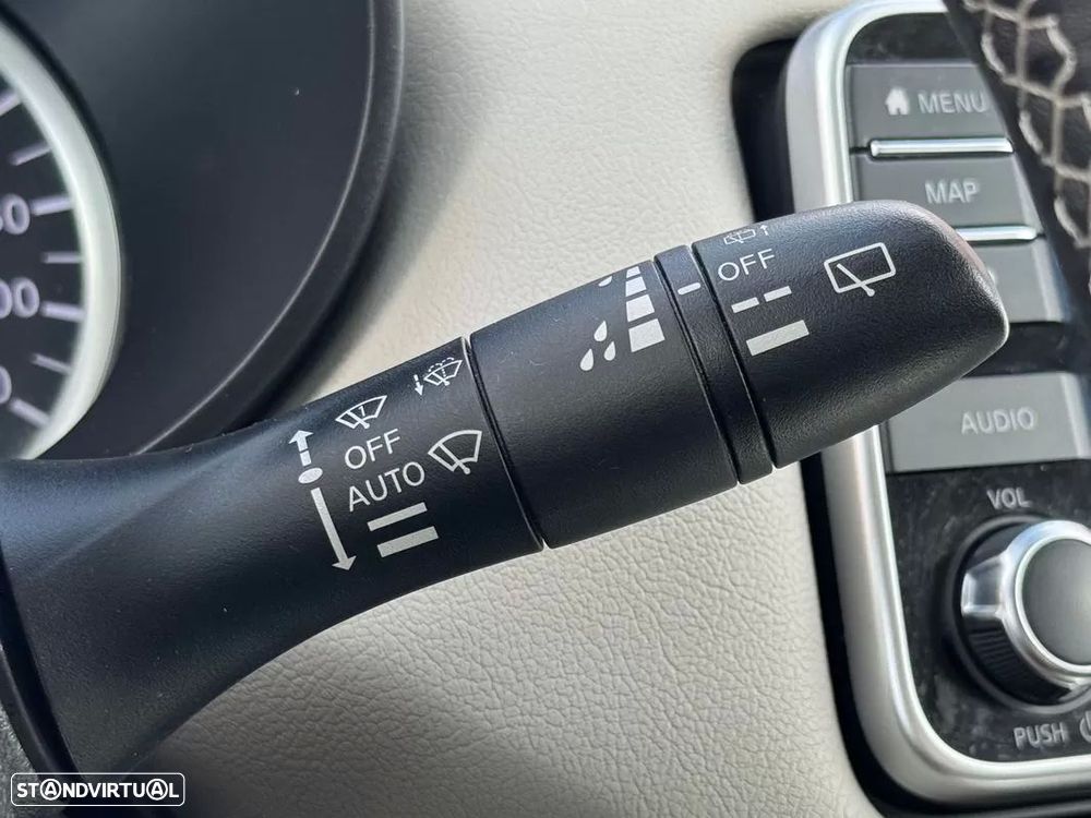 Nissan Micra 1.0 IG-T N-Design Black P:Navi CVT — fotografia 15