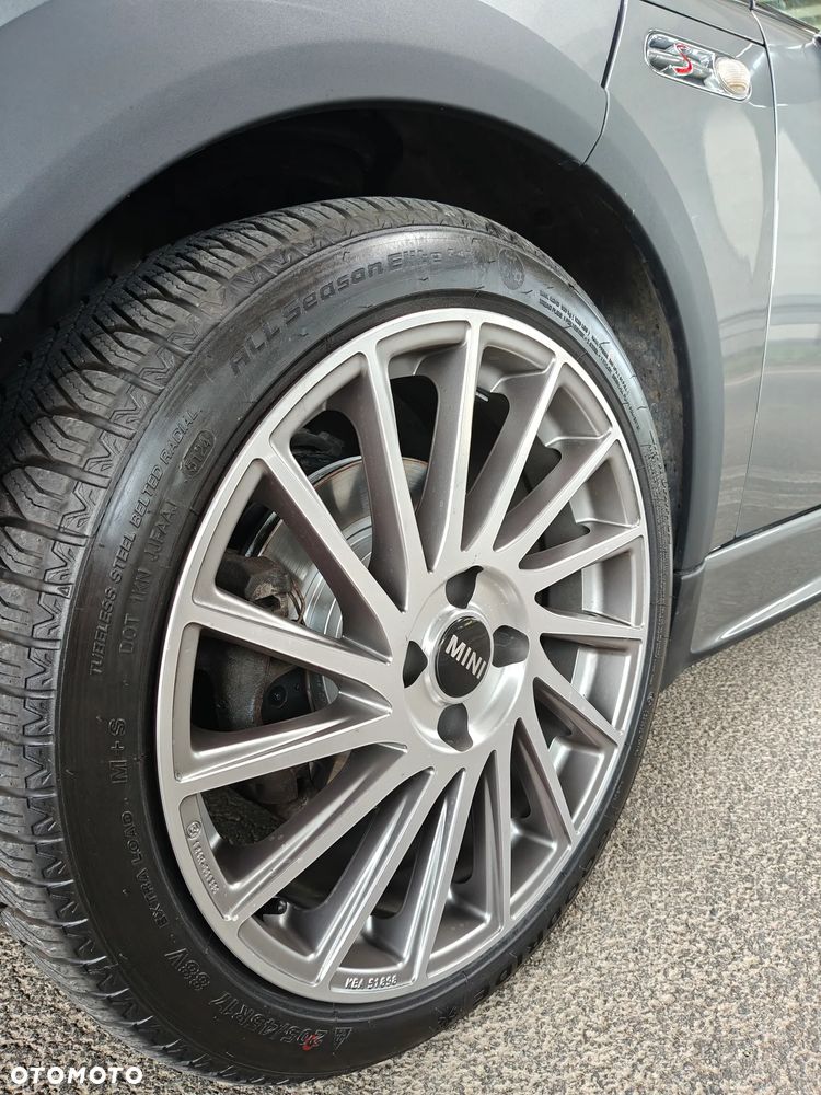 MINI Cooper S Sidewalk - 26