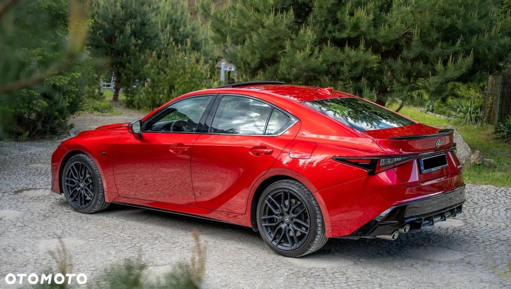 Lexus Inny - 4