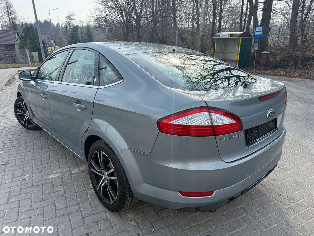 Ford Mondeo 2.5 Ghia X - 10