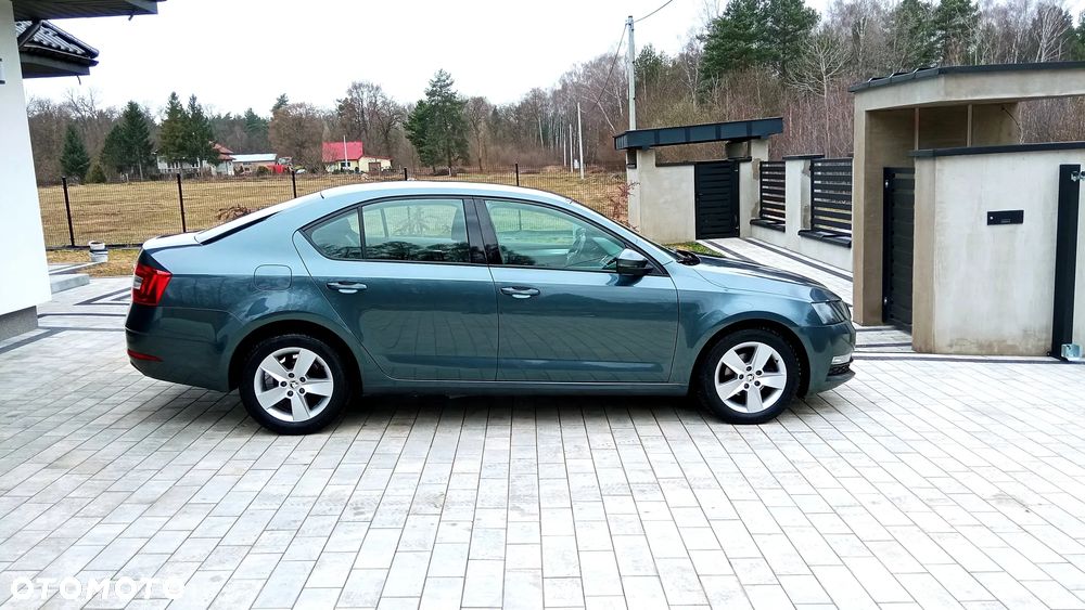 Skoda Octavia 1.6 TDI Ambition - 11