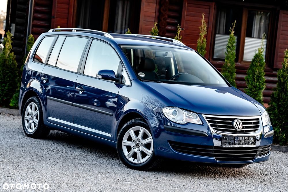 Volkswagen Touran 1.6 - 5
