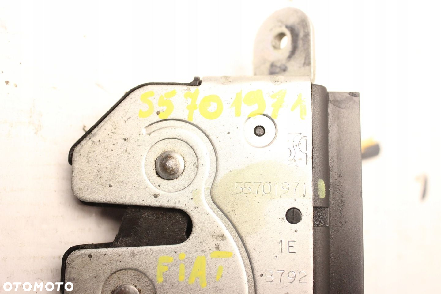 LANCIA DELTA OPEL CORSA D FIAT BRAVO II ZAMEK KLAPY BAGAŻNIKA TYŁ 55701971 - 4