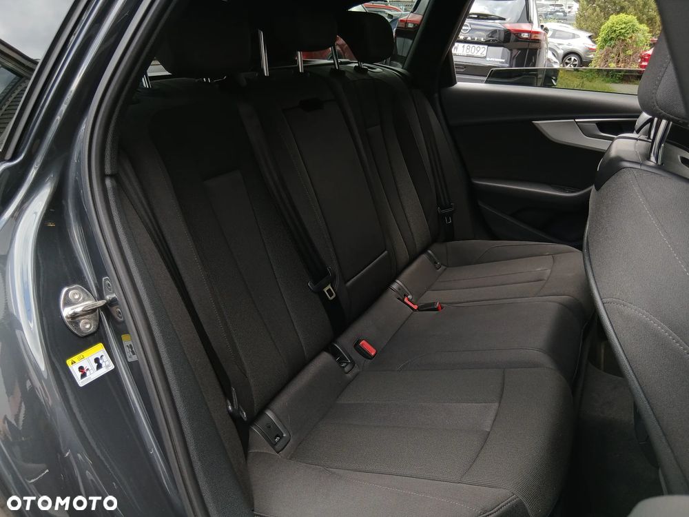 Audi A4 Avant 35 TFSI mHEV Advanced S tronic - 27