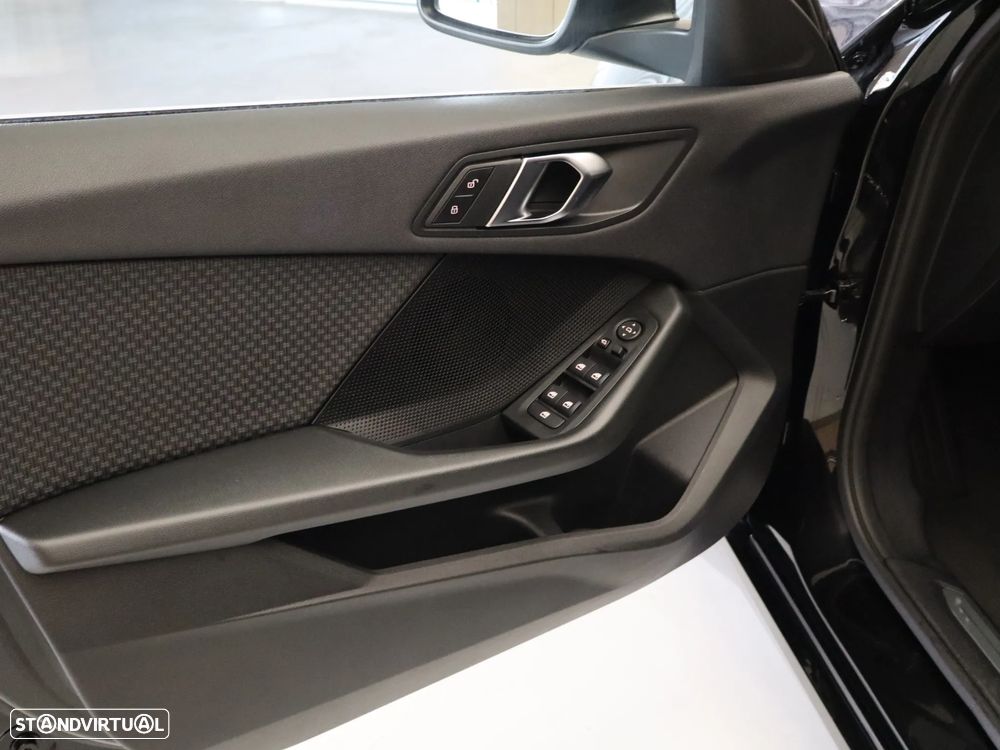 BMW 116 d Auto - 16