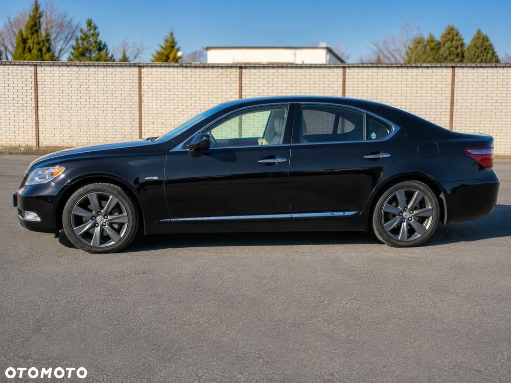 Lexus LS 600h L Elegance - 2