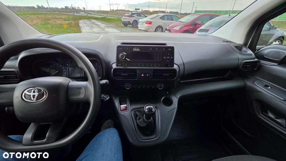 Toyota ProAce Kombi D-4D Medium 2,6t - 10